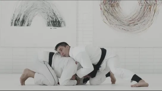 GUI MENDES - COLLAR CHOKE FROM FRONT HEADLOCK POSITION