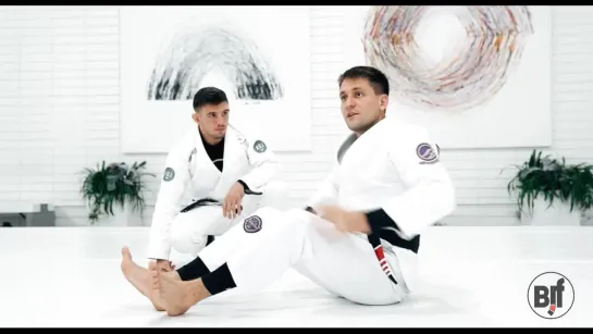 Rafa Mendes - 3 GUARD RETENTION DRILL FROM OPEN GUARD DEFENDING THE PASS USING ARM  HIP FRAME