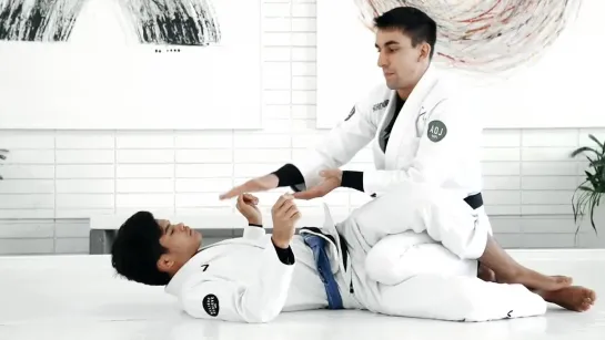 Gui Mendes _ Armbar Setup from Leg Drag Position _#bjf_AOJ