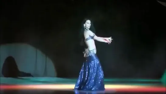 Arabic Girl Sexy Belly Dance by Amira