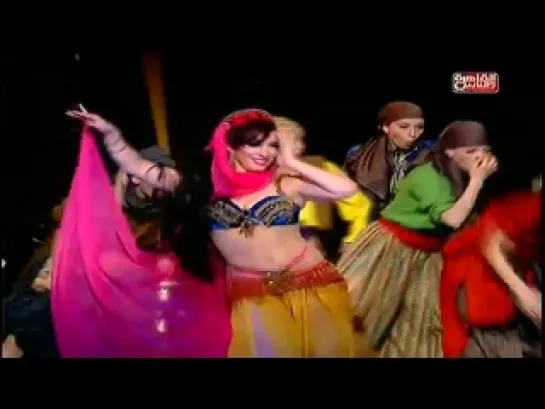 Thuraya the belly dancer show