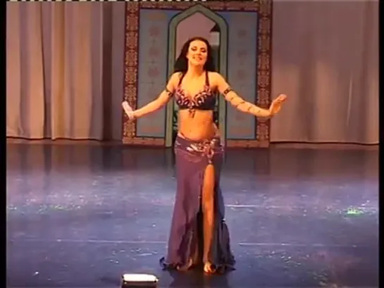 Aida - russian bellydancer (Ana Bastanak)