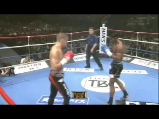 Buakaw vs Andy Souwer - K-1 World Max 2006