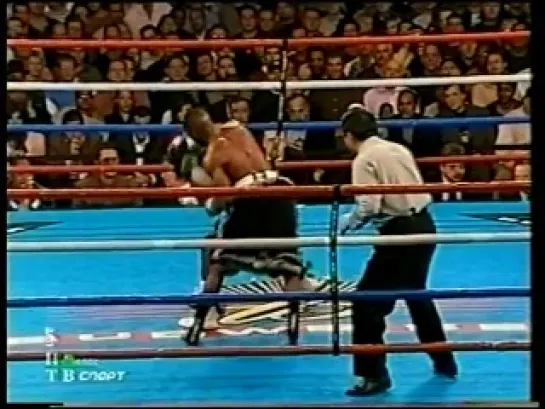 Floyd Mayweather Jr vs Phillip Ndou [2003/11/01].