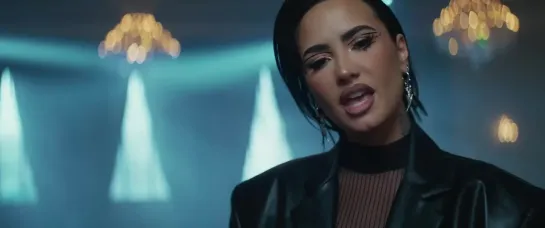 Demi Lovato - Still Alive (Крик 6)