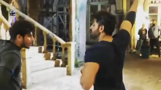 Action rehearsal WAR - Hrithik omfg