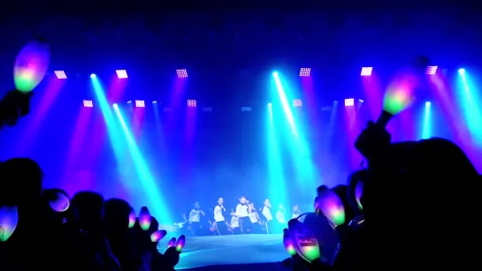 200325 Golden Child - 'DamDaDi' @ 'Future and Past' Concert Live Clip