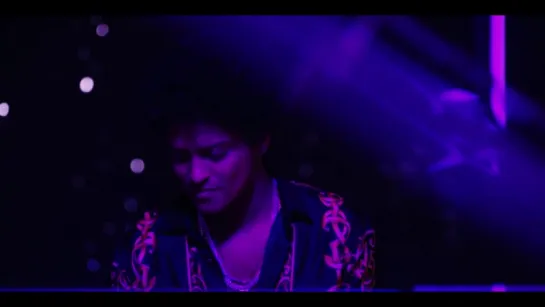 Bruno Mars - Versace On The Floor [Official Video]