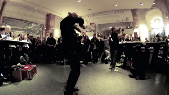 David Garrett - FLASH MOB AT EATALY IN NYC - 21.01.2011