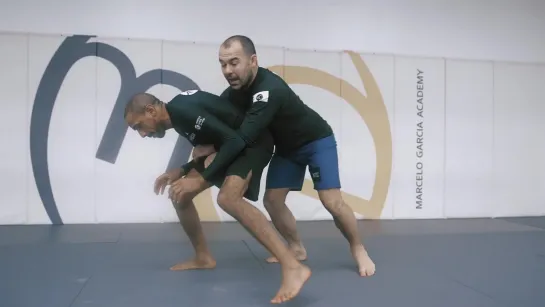 Marcelo Garcia - Jumping on the Back