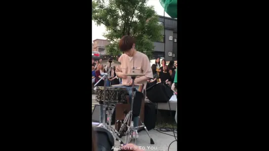 [29.06.18] N.Flying - 1 Minute (Jaehyun) @ OFF TO FLYING Hongdae Busking