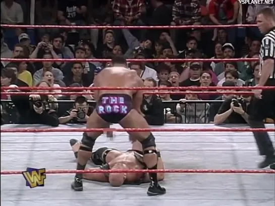 Steve Austin (c) vs. the Rock - WWF In Your House: Degeneration X - Intercontinental Title Match