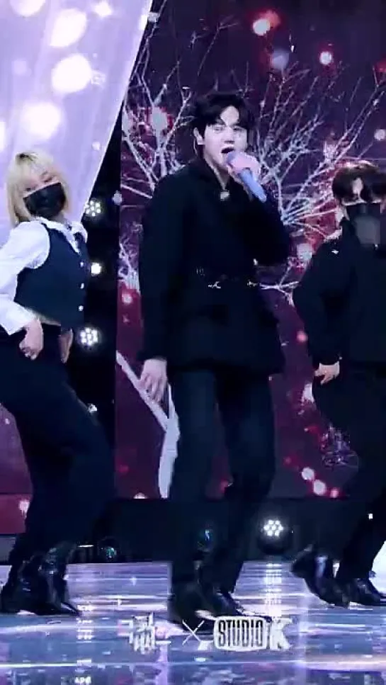 [K-Fancam] 하이라이트 양요섭 직캠 'DAYDREAM' (HIGHLIGHT YANG YO SEOP Fancam) l @MusicBank 220325