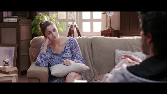 Новое промо на песню Ae Zindagi Gale Laga Le к фильму  Dear Zindagi