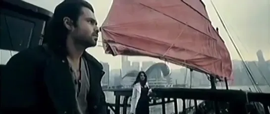 Официальный трейлер к фильму  Скиталец/Awarapan (2007)