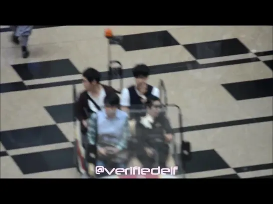 130908 LEE SEUNGGI - Changi Airport (departure) by @verifiedelf (720p)