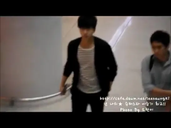 13.09.06 Incheon Airport Fancam - Lee Seung Gi