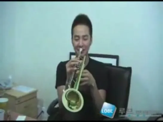 jang geun suk with the trumpet