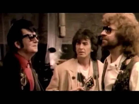 Traveling Wilburys - Handle With Care