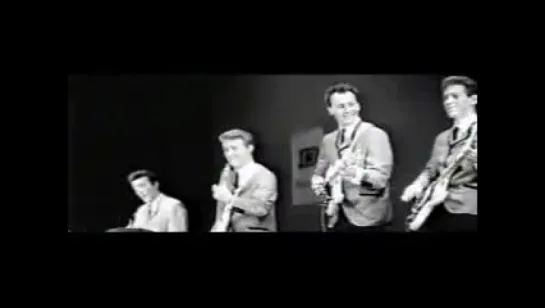 The Ventures -  Wipe Out 1965