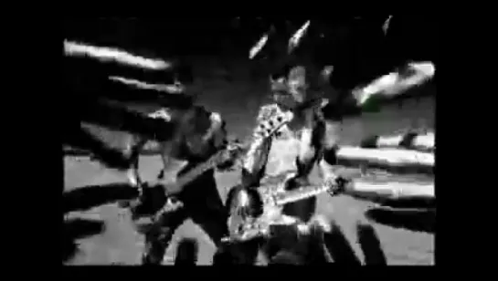 Red Hot Chili Peppers - Give It Away