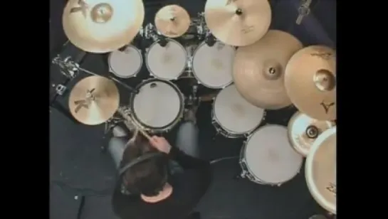 Gavin Harrison - Futile