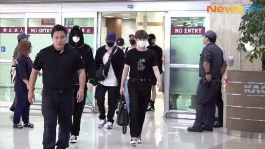 [VK][190905] MONSTA X at Gimpo Airport @ Newsen