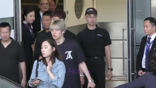 [VK][180709] MONSTA X at Hong Kong Airport @ 4K Live