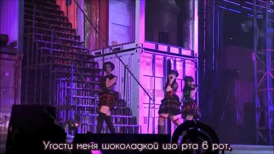 [Ame no Violinist] AKB48 - Kuchi utsushi no Chocolate (AKB48 5 Big Dome Consert Tour)/ Шоколад изо рта в рот (русские субтитры)