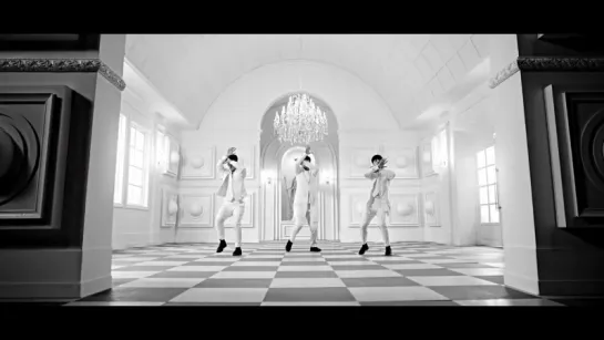 CROSS GENE (크로스진) - Black or White Official M_V (Dance Version)