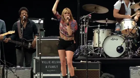 Grace Potter & The Nocturnals - Nothing But the Water and Medicine (live at Farm Aid 2012)