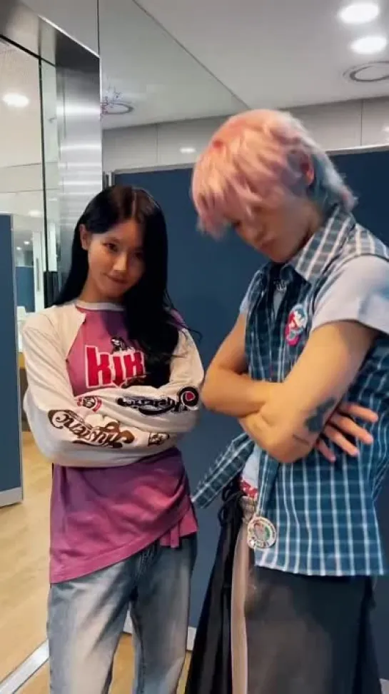 230907 Miyeon w/ NCT Taeyong - Baggy Jeans @ TikTok