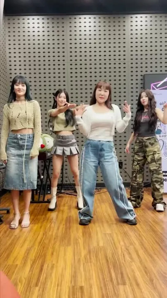 230518 (G)I-DLE - Queencard @ SNS TikTok