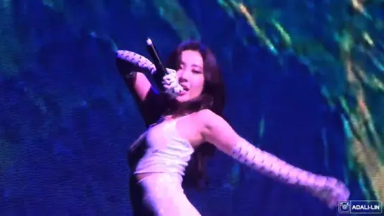 190510 SUNMI - Who Am I @ THE 1st WORLD TOUR [WARNING] in Taipei