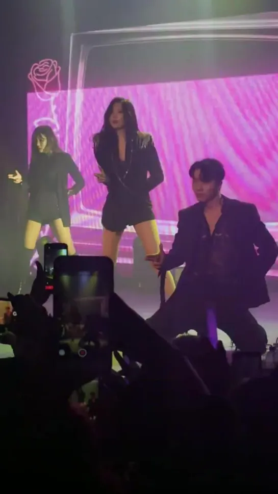 190307 SUNMI - Gashina @ THE 1st WORLD TOUR [WARNING]  in Los Angeles