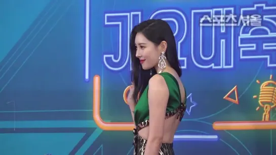 181228 SUNMI @ KBS Gayo Daechukje Red Carpet