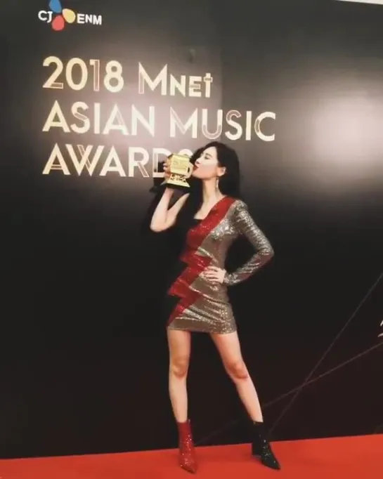 181214 SUNMI @  2018 MAMA in HONG KONG