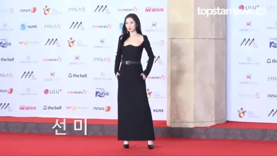 181128 Красная дорожка Asia Artist Awards