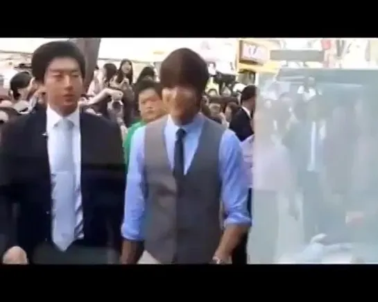 100903 LeeMinHo @ Trugen fan sign at Yeongju [fancam7] / Cr:  minoz1987 YB