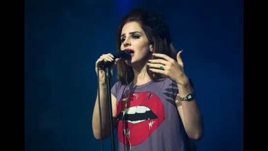 Lana Del Rey - Live at Glastonbury (2014)