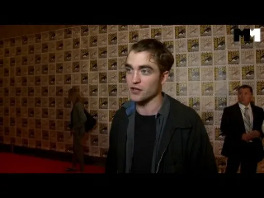 Twilight Saga - Breaking Dawn Part 1 - Robert Pattinson about the fans (2011) SDCC