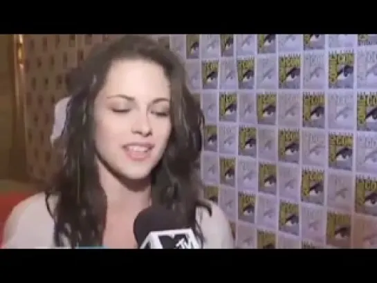 Kristen Stewart MTV interview at Comic Con 2011