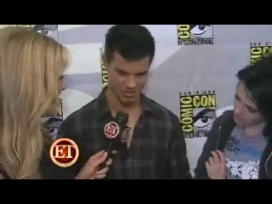 Kristen Stewart, Taylor Lautner & Ashley Greene Comic Con interview