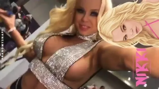 Nikki Delano сочная зрелая сучка и ее большие сладкие сиськи и большая сочная жопа, секс мамка мильфа жопы