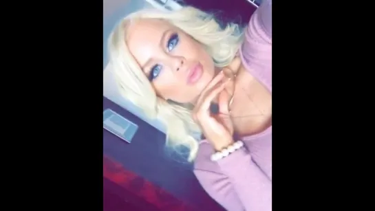 Nikki Delano сочная зрелая сучка и ее большие сладкие сиськи и большая сочная жопа, секс мамка мильфа жопы