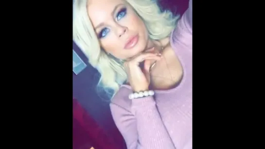 Nikki Delano сочная зрелая сучка и ее большие сладкие сиськи и большая сочная жопа, секс мамка мильфа жопы