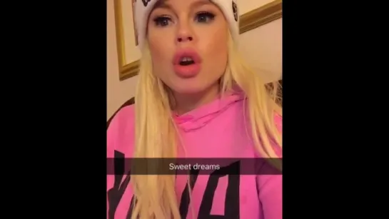 Nikki Delano сочная зрелая сучка и ее большие сладкие сиськи и большая сочная жопа, секс мамка мильфа жопы