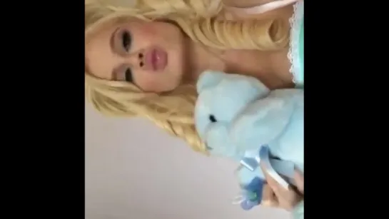 Nikki Delano сочная зрелая сучка и ее большие сладкие сиськи и большая сочная жопа, секс мамка мильфа жопы