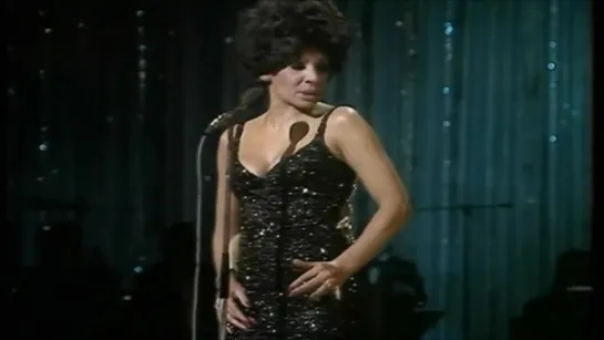 Shirley Bassey at the BBC (2013)