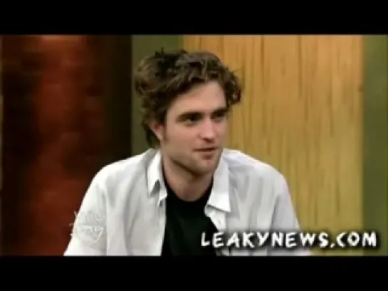 11-11-2008-''Twilight''Robert Pattinson talkes about his latest movie